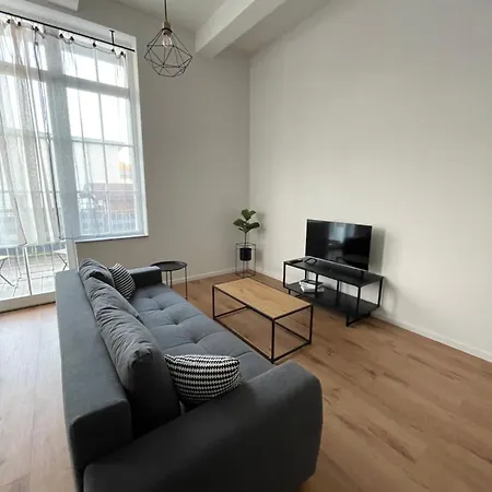 West Apartman